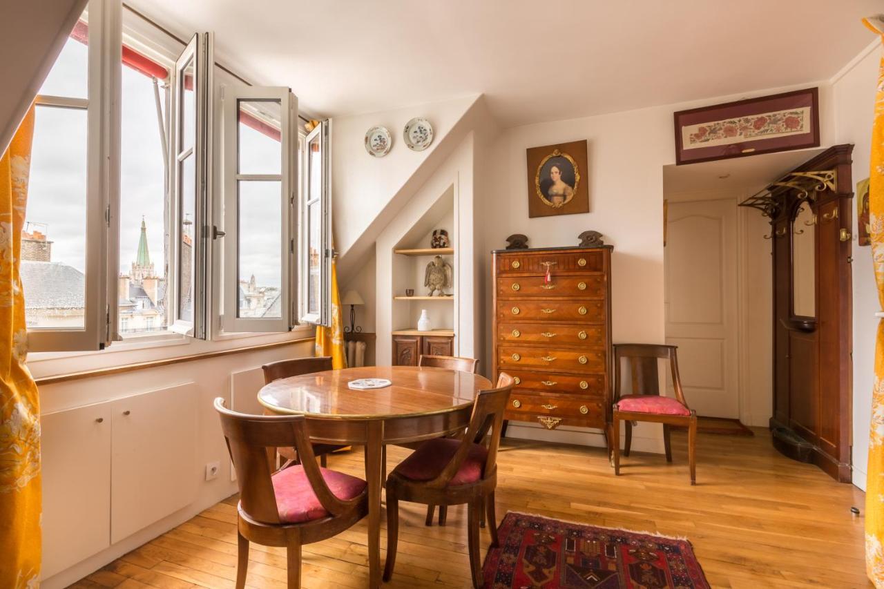Veeve - Views To The Eighth Apartment Paris Bagian luar foto